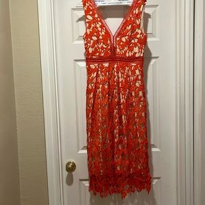 Like new Gianni Bini crochet dress with built in beige slip, Size M